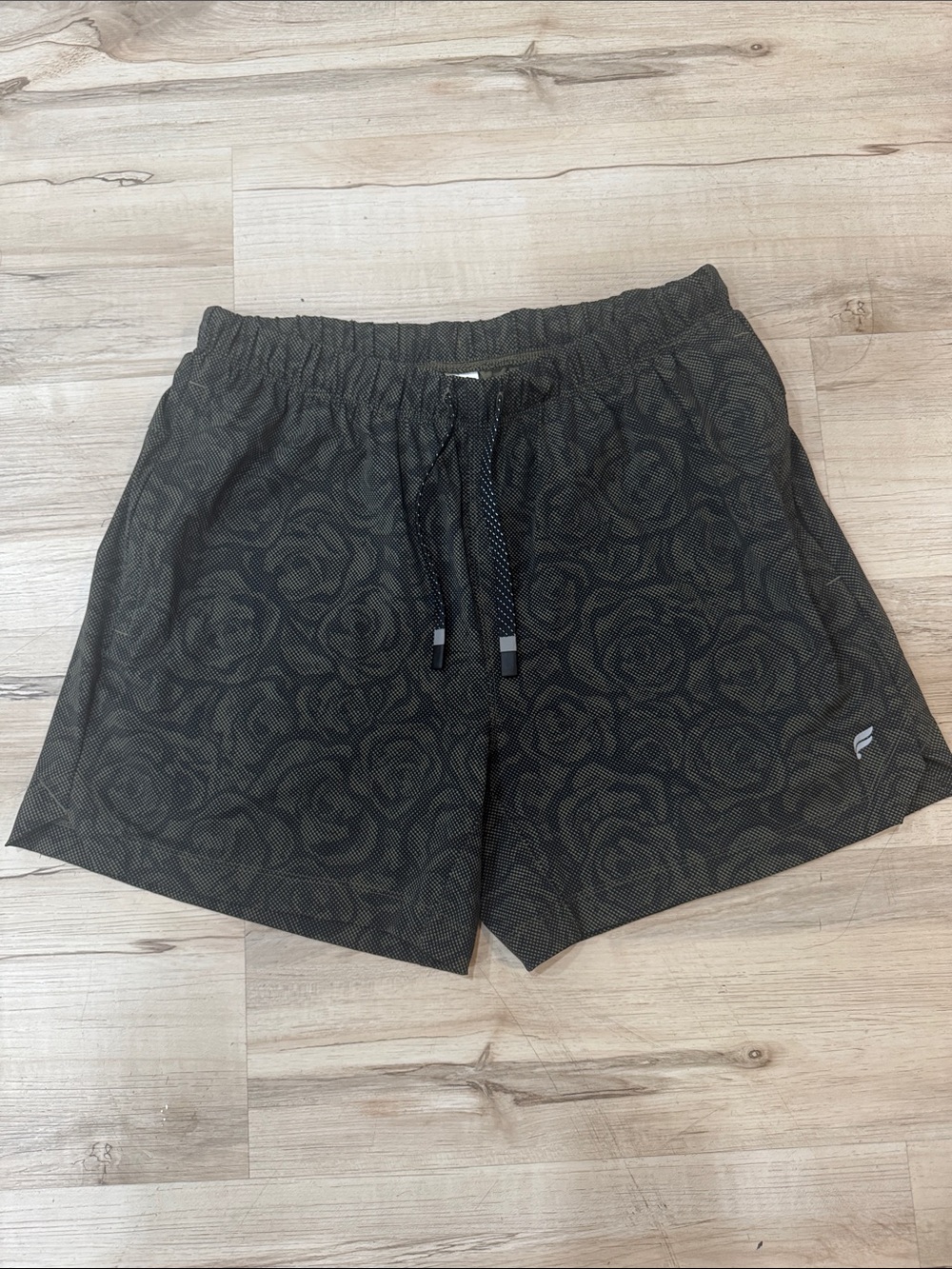 Mens Fabletics 5 inch The One Short Unlined sz. L